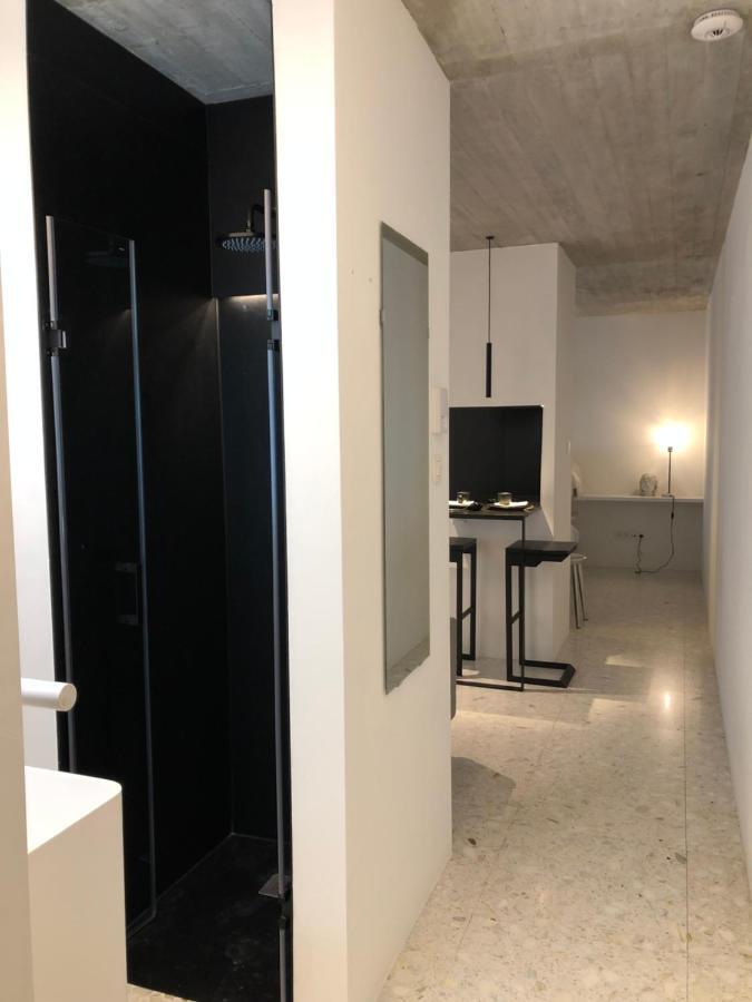 Studio Medieval City Center At River De Leie Gante Exterior foto